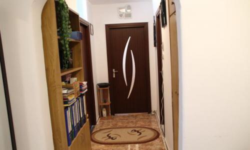 Vand apartament 2 camere Sector.3