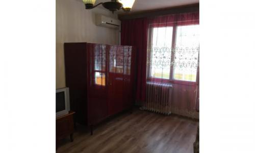 Inchiriez garsoniera ,zona Tineretului-str.Tohani -libera imediat .