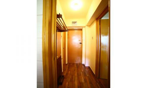 Proprietar, inchiriez apartament 2camere proaspat renovat vizavi de Hm Auchan Crangasi