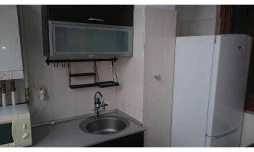 Inchiriere apart. 2 camere, modern, termen lung, negociabil, ideal cuplu, familie tanara