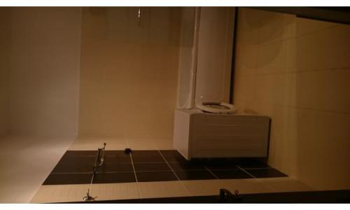 Inchiriere apart. 2 camere, modern, termen lung, negociabil, ideal cuplu, familie tanara