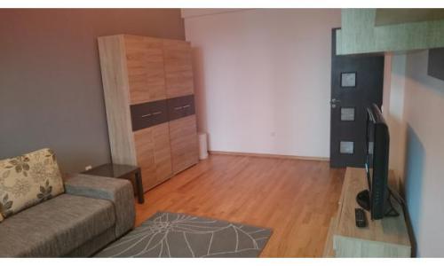 Inchiriere apart. 2 camere, modern, termen lung, negociabil, ideal cuplu, familie tanara