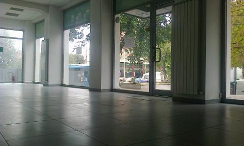 Spatiu comercial de inchiriat 86 mp