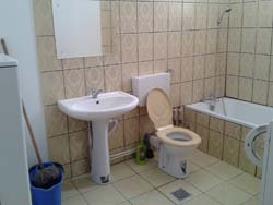 Inchiriez camere in vila super conditi 100E/camera BUCURESTI