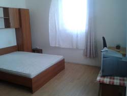 Inchiriez camere in vila super conditi 100E/camera BUCURESTI