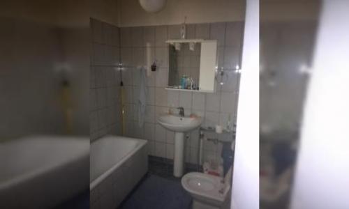 vand apartament 2 camere