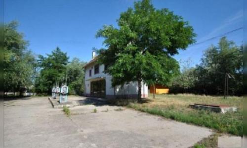 Vand Casa rezidentiala+Cladire comerciala+Statie Peco in Carpinis, Timis(1000mp).