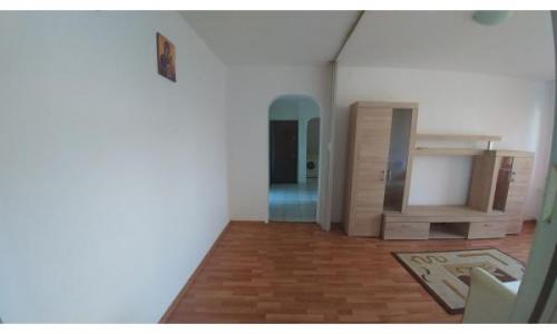 Aparatment 3 camere Militari Gorjului