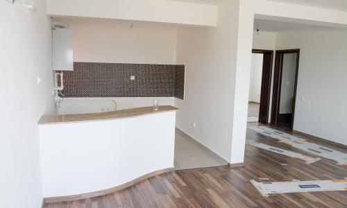 APARTAMENTE PIPERA - 3 CAMERE LA CHEIE, SPATIOASE CU FINISAJE DEOSBITE.