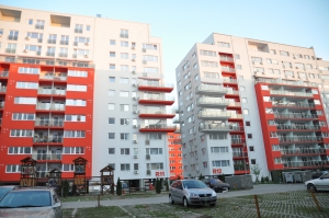 ARAD - Particular vande apartament decomandat 3 camere in Cartierul Rezidential RED1/Uta