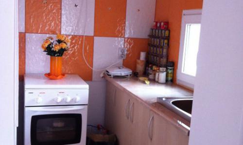 Casa Suprafata 90 mp. cu Pamant: 2800 mp. Jud Hunedoara.Comuna Baita,Cainelu de Sus