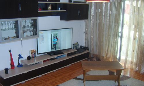 Proprietar inchiriez apartament 2 camere-fara comisioane