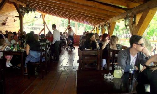 VAND RESTAURANT PARC TINERETULUI