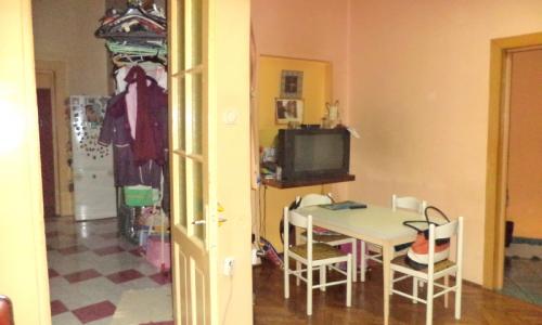 VIND URGENT AP.5 CAMERE,147 mp