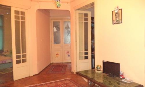VIND URGENT AP.5 CAMERE,147 mp