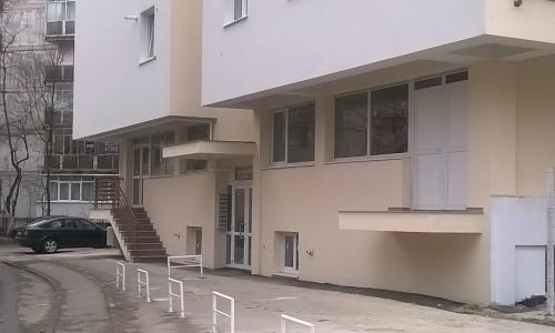 IN CARTIERUL TITAN - STR. RADU GHEORGHE DIN BUCURESTI - SPATIU COMERCIAL DE INCHIRIAT