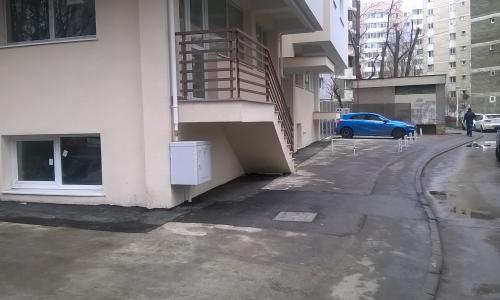 IN CARTIERUL TITAN - STR. RADU GHEORGHE DIN BUCURESTI - SPATIU COMERCIAL DE INCHIRIAT