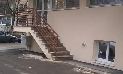 IN CARTIERUL TITAN - STR. RADU GHEORGHE DIN BUCURESTI - SPATIU COMERCIAL DE INCHIRIAT