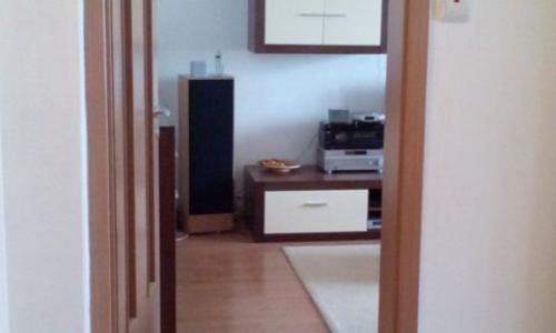 Apartament 3 camere zona Ciucas