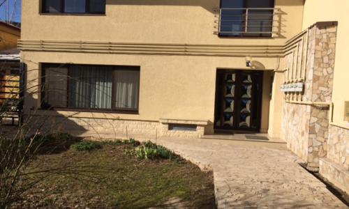 3 camere bloc nou Mosilor 109.000 Euro 100 mp