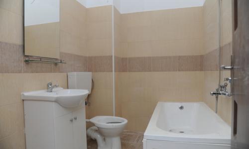 Vanzare ap. 3 camere 72 mp. Sector 4, bloc nou