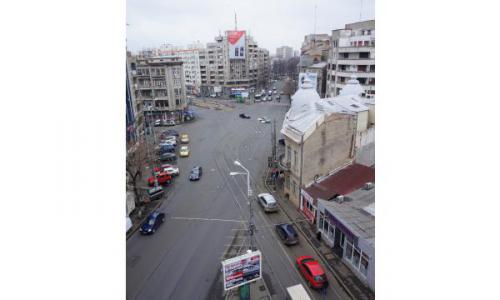 Proprietar inchiriez garsoniera Bulevard Carol I zona Universitate