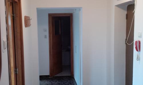 De inchiriat, apartament 2 camere, Calea Calarasilor