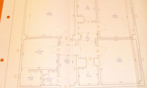 Vand apartament 3 camere