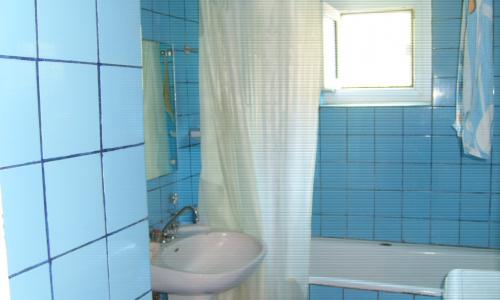Vand apartament 3 camere
