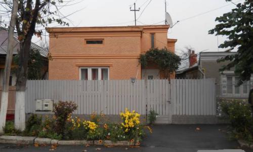 BUZAU, proprietar vand casa zona Titu Maiorescu - parcul Crang