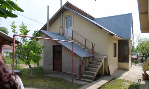 Vand casa in comuna Putineiu Jud Teleorman