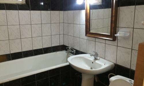 Lacul Tei, str Alexandru cel Bun, ofer spre inchiriere
