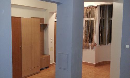 ULTRACENTRAL ROMANA-MAGHERU DIRECT PROPRIETAR,recent renovata