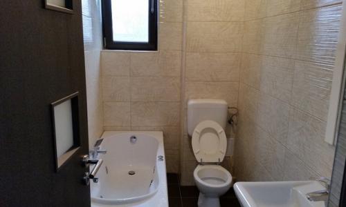 Garsoniera spatioasa, zona Metalurgiei, aproape de Carrefour Grand Arena