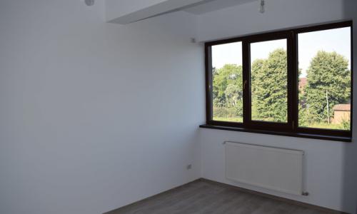 Garsoniera dubla in bloc nou, Aparatorii Patriei