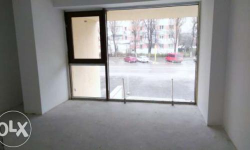 Spatiu comercial in bloc nou, zona Piata Sudului