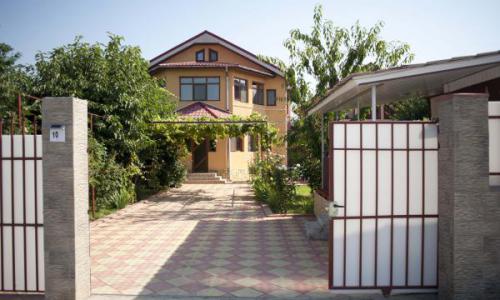VAND VILA ZONA REZIDENTIALA CONSTANTA