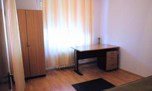 Particular Vand apartament 3 camere Iancului mobilat utilat reabilitat termic confort 1 an 1981 (bloc rusesc din beton armat) civilizat, 2 lifturi, semidecomandat, suprafata 70 mp, etaj 8/8 + etaj tehnic, fara probleme cu terasa blocului,administrare buna