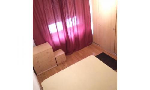 Particular Vand apartament 3 camere Iancului mobilat utilat reabilitat termic confort 1 an 1981 (bloc rusesc din beton armat) civilizat, 2 lifturi, semidecomandat, suprafata 70 mp, etaj 8/8 + etaj tehnic, fara probleme cu terasa blocului,administrare buna