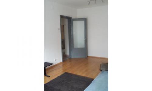 Particular Vand apartament 3 camere Iancului mobilat utilat reabilitat termic confort 1 an 1981 (bloc rusesc din beton armat) civilizat, 2 lifturi, semidecomandat, suprafata 70 mp, etaj 8/8 + etaj tehnic, fara probleme cu terasa blocului,administrare buna