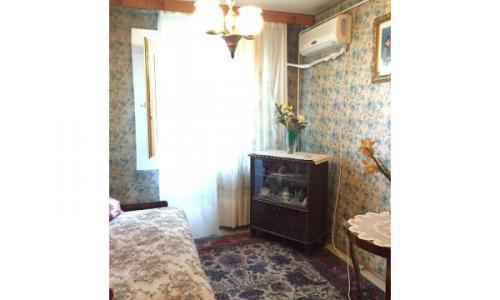 U R G E N T !ZONA VERDE BERCENIDe Vinzare Apartament Decomandat Comfort I