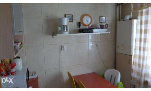 Inchiriez apartament 3 camere zona Obor-Colentina