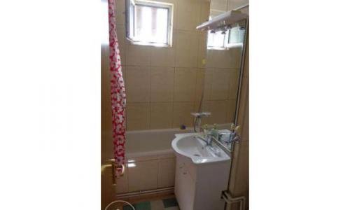 Inchiriez apartament 3 camere zona Obor-Colentina
