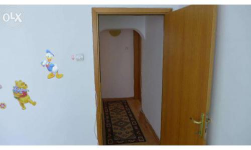 Inchiriez apartament 3 camere zona Obor-Colentina