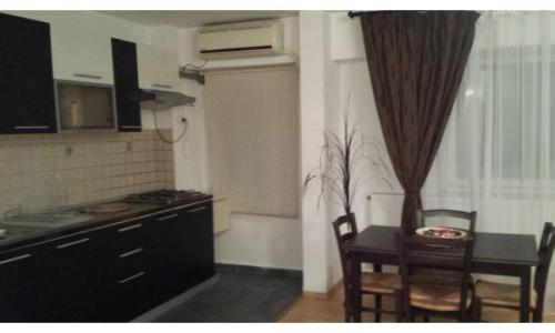 Proprietar inchiriez garsoniera lux zona Nerva Traian