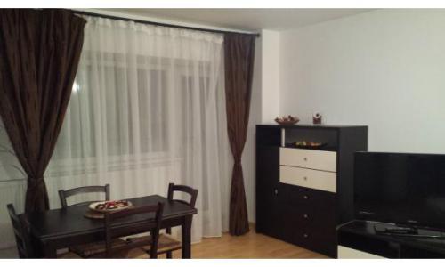 Proprietar inchiriez garsoniera lux zona Nerva Traian