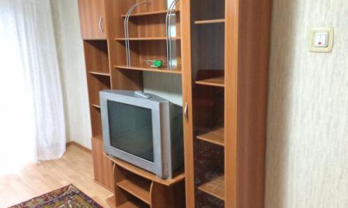 Inchiriez apartament 2 camere confort 1 decomandat