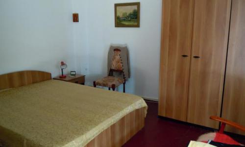 Vand/inchiriez casa in zona viticola Podgoriile Dealul Mare,loc Tohani, jud. Prahova