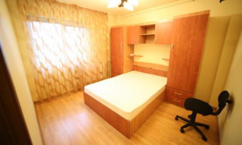 Propietar, inchiriez apartament cu doua camere pe Margeanului