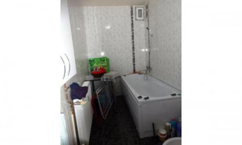 Garsoniera transformata in apartament cu 2 camere, semidecomandat, confort 1,Ploiesti Nord, strada Cameliei